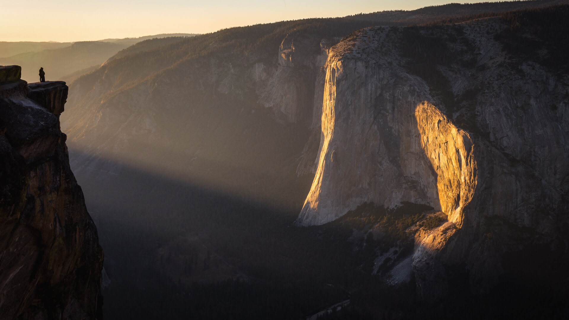 Java 等待所有子线程执行完毕再执行