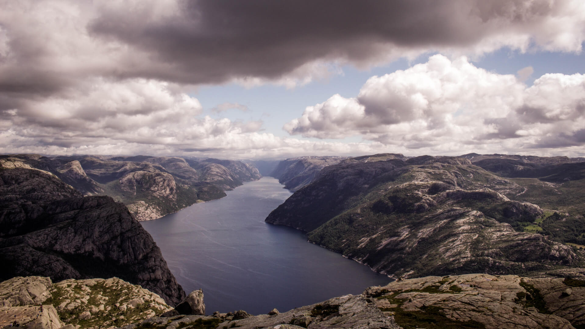 多线程通信方式